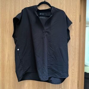 Figs Black Scrub Top